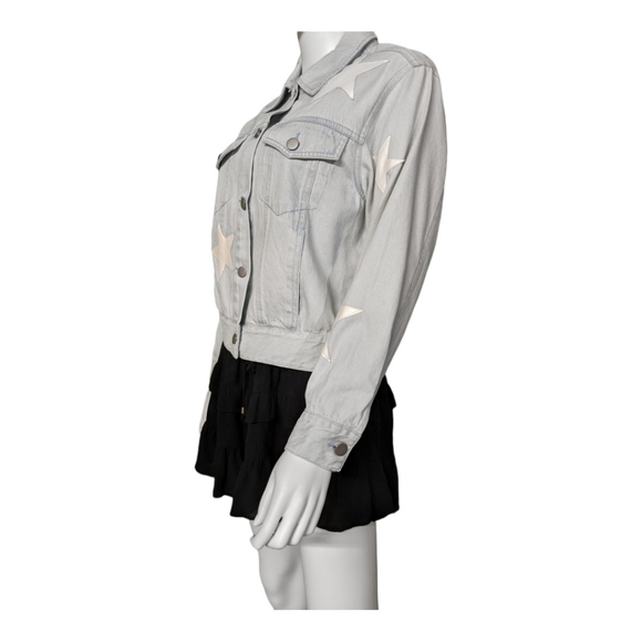 Le Lis Collection Star Patch All Around Denim Jacket Light Denim White S… - Picture 4 of 7